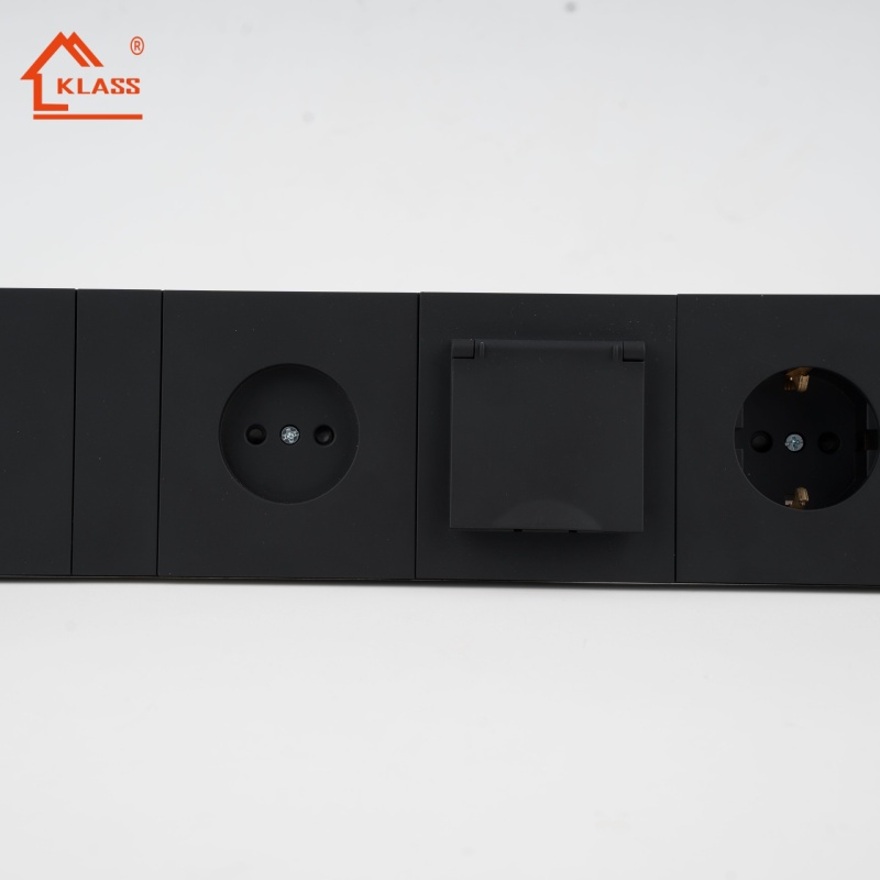 Hot Sales EU Standard Wall Light Switches with Grey/black/white Skin Spray Paint Selflock Screwless Panel for Home Shuko Socket