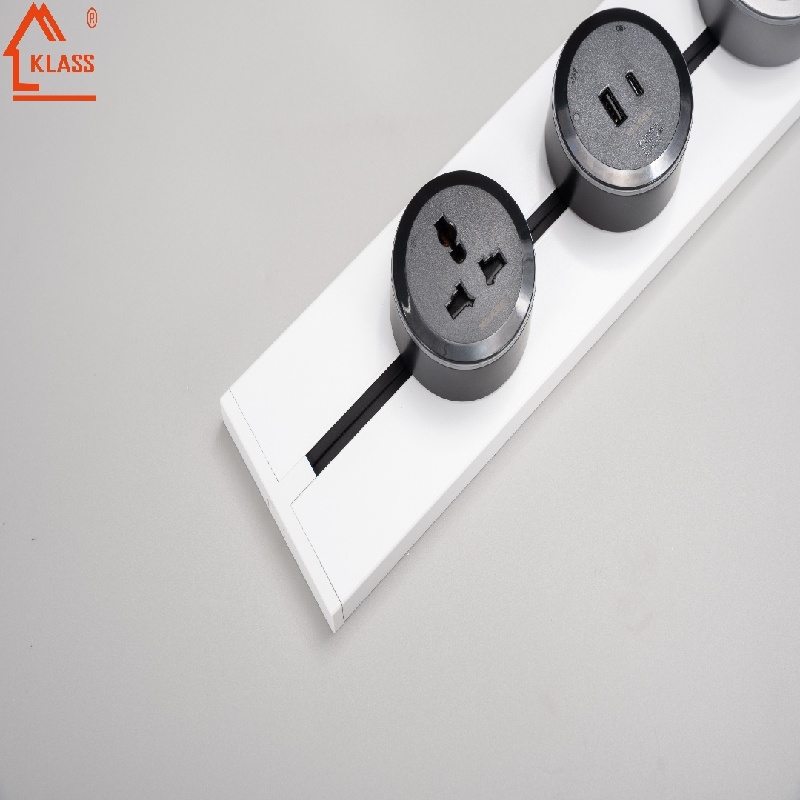 The Currently Popular Stainless Steel Power Rail Socket Can Be Customized for EU US and UK and Is Detachable and Movable